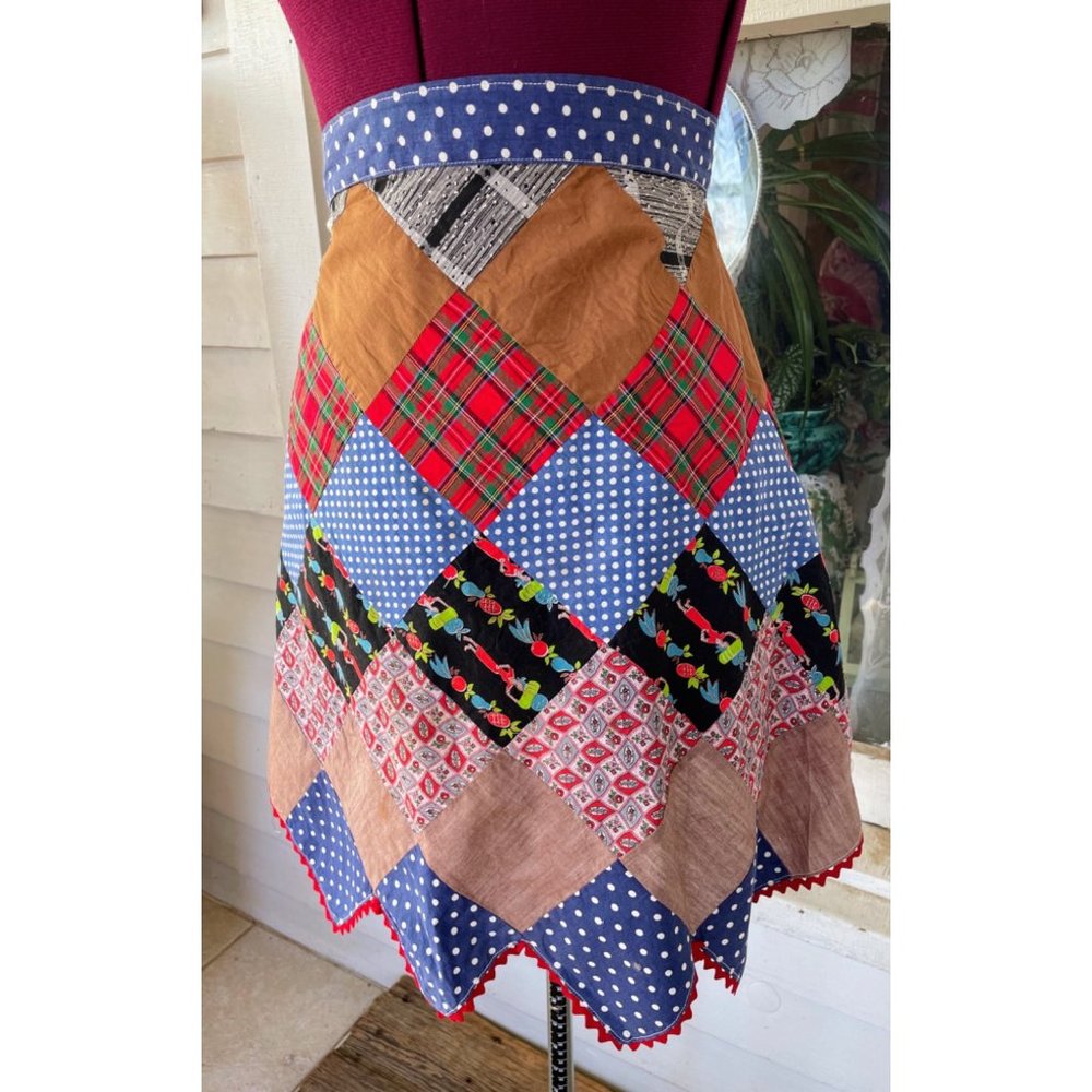 Vintage 1930s Patchwork Ric-Rac Cotton Half Apron